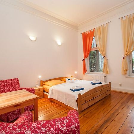 Gaestezimmer Am Hansaplatz ハンブルク エクステリア 写真